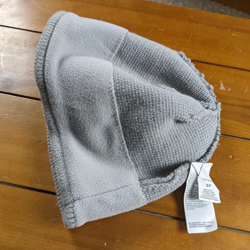 The North Face Unisex Beanie Light Gray size youth small